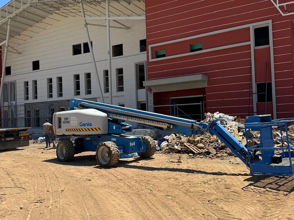 Menderes Manlift Kiralama